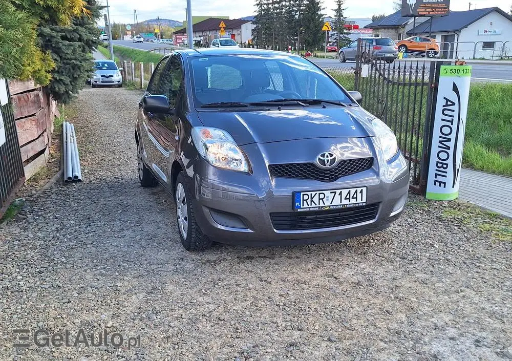 TOYOTA Yaris 1.0 VVT-i Life