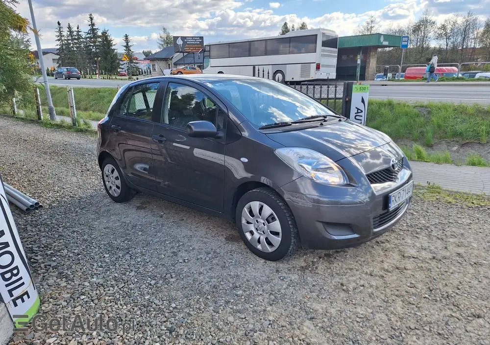 TOYOTA Yaris 1.0 VVT-i Life