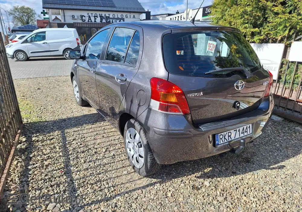 TOYOTA Yaris 1.0 VVT-i Life