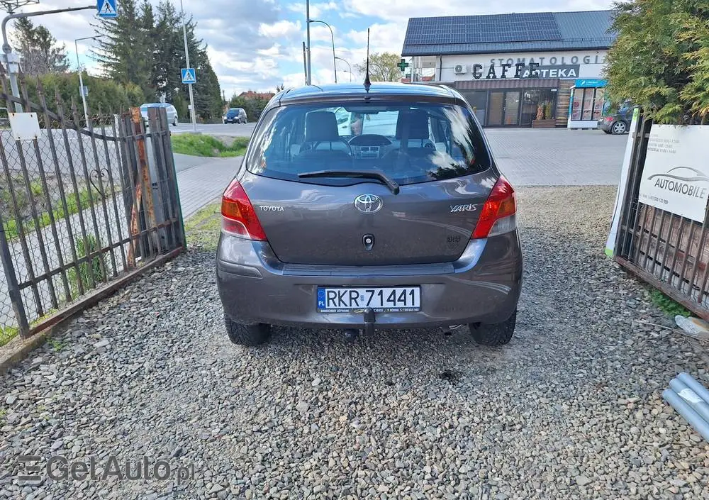 TOYOTA Yaris 1.0 VVT-i Life