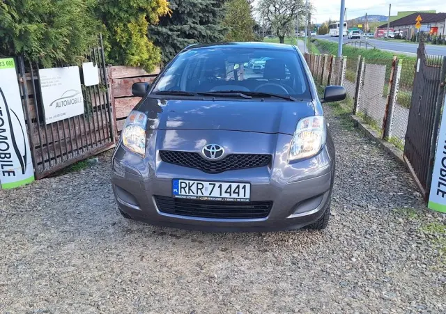 TOYOTA Yaris 1.0 VVT-i Life