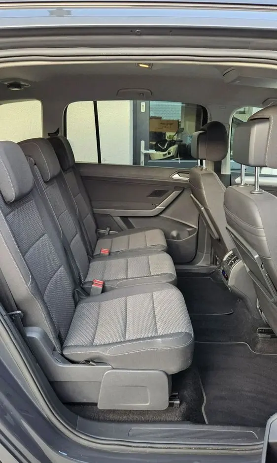 VOLKSWAGEN Touran 1.5 TSI EVO Comfortline Plus