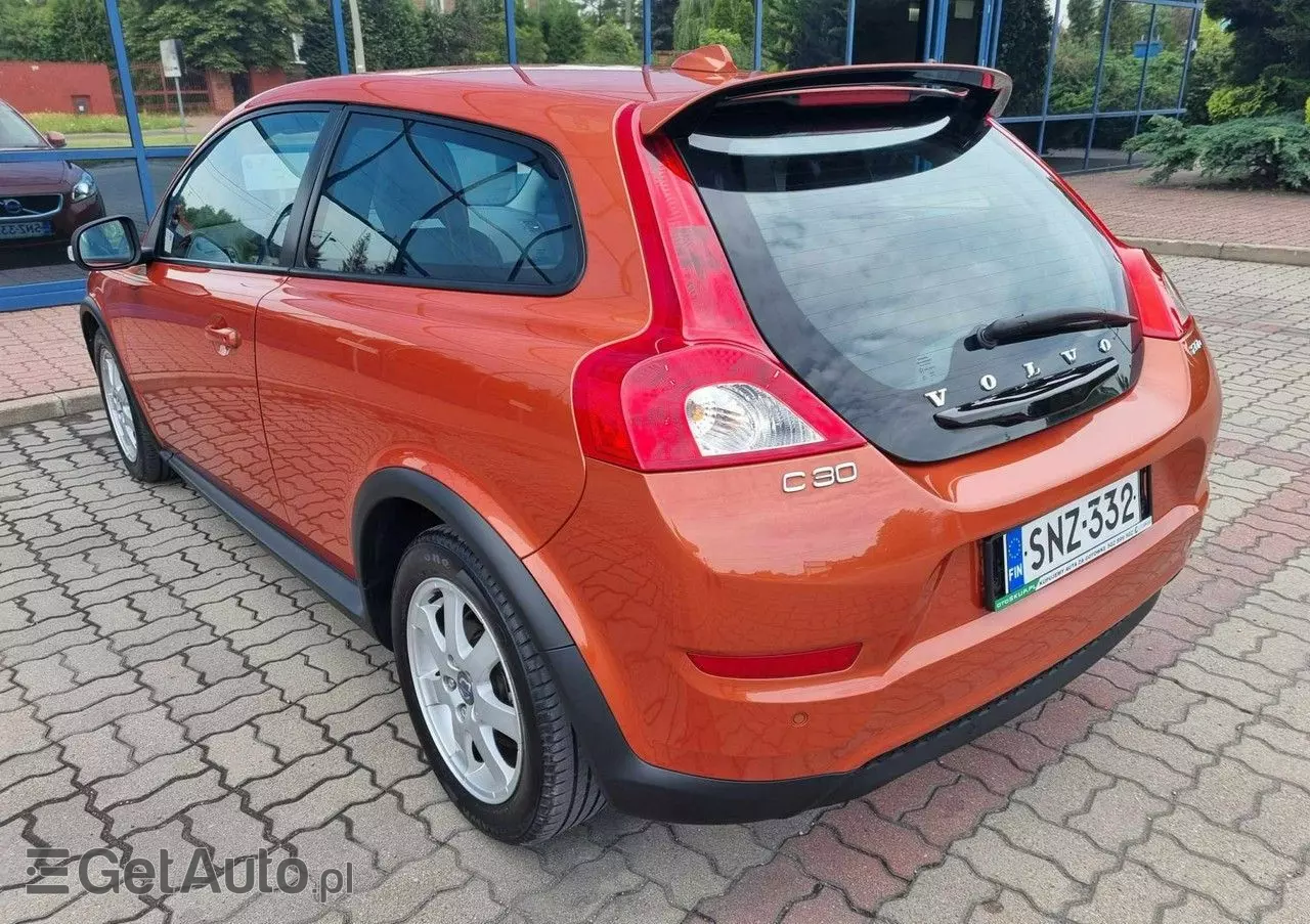 VOLVO C30 