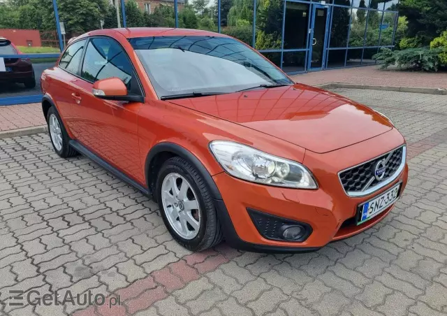 VOLVO C30 