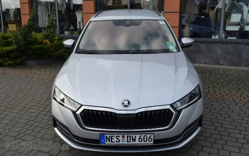 SKODA Octavia 2.0 TDI First Edition