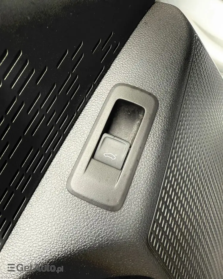 SKODA Octavia 2.0 TDI First Edition