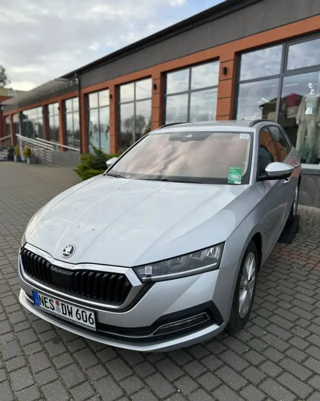 SKODA Octavia 2.0 TDI First Edition
