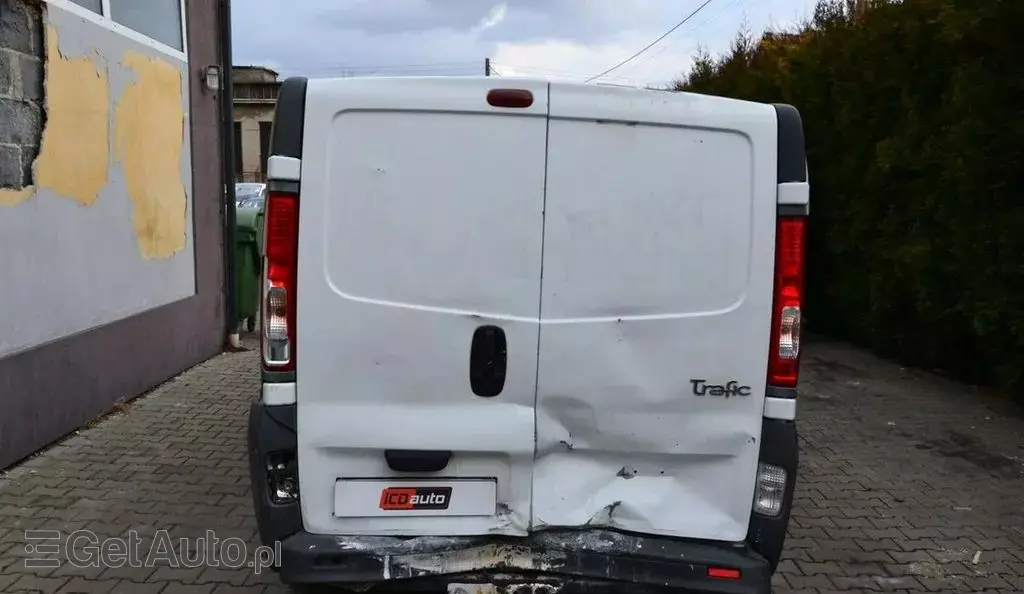 RENAULT Trafic 