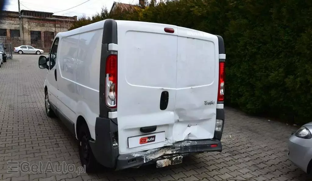 RENAULT Trafic 