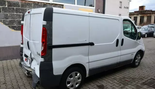 RENAULT Trafic 