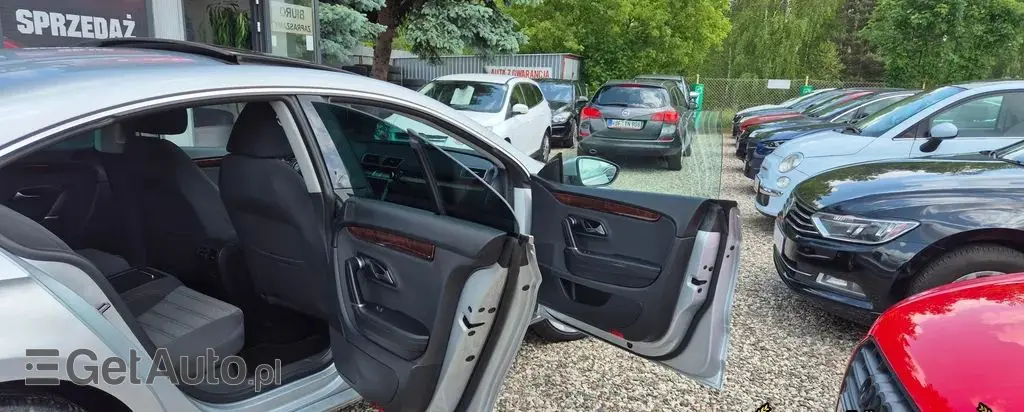 VOLKSWAGEN Passat CC 