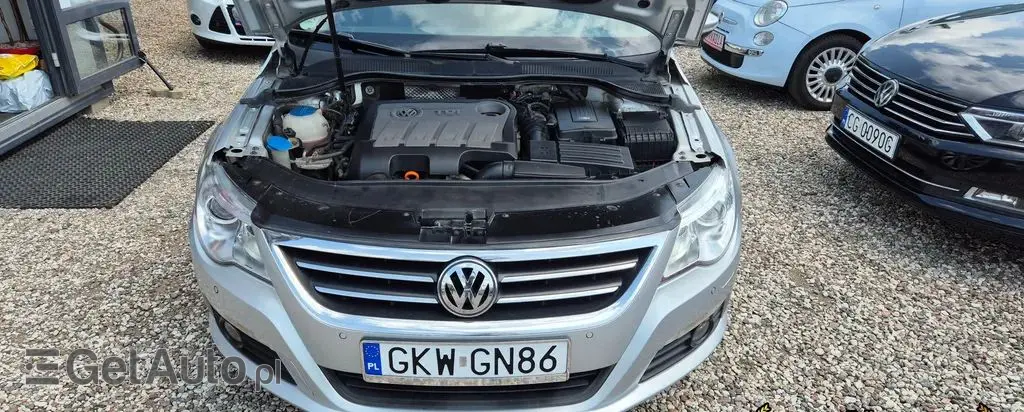 VOLKSWAGEN Passat CC 