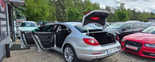 VOLKSWAGEN Passat CC 