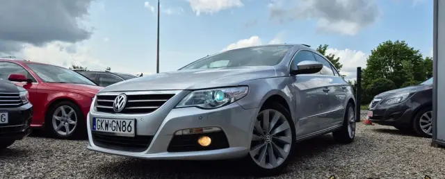 VOLKSWAGEN Passat CC 