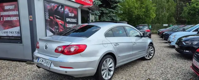 VOLKSWAGEN Passat CC 