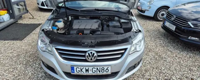 VOLKSWAGEN Passat CC 