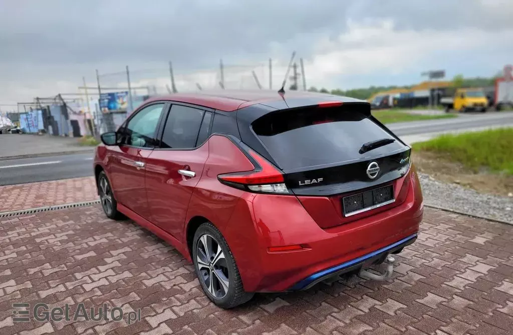 NISSAN Leaf E+ 62 kWh (218 KM)