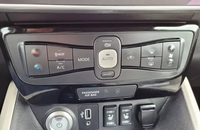 NISSAN Leaf E+ 62 kWh (218 KM)