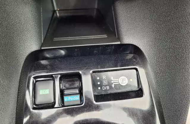 NISSAN Leaf E+ 62 kWh (218 KM)