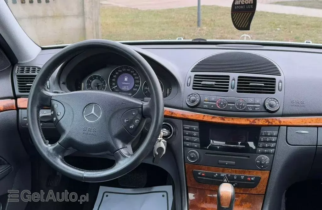 MERCEDES-BENZ Klasa E 