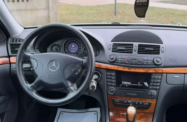 MERCEDES-BENZ Klasa E 