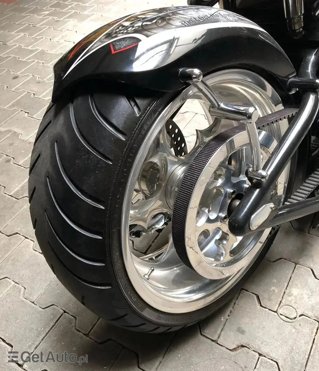 HARLEY-DAVIDSON Custom 