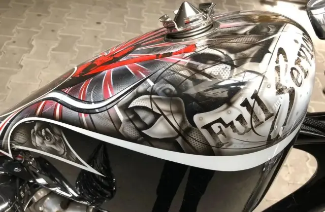 HARLEY-DAVIDSON Custom 