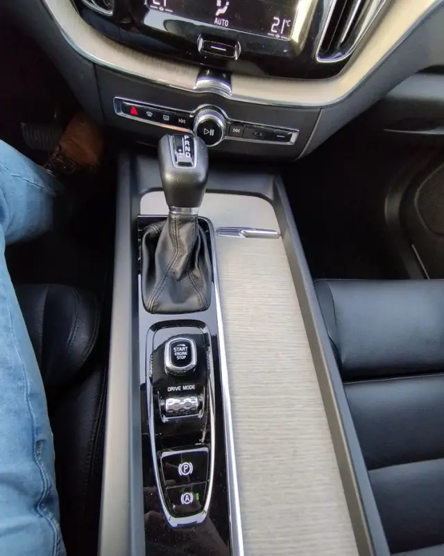 VOLVO XC 60 D4 Inscription