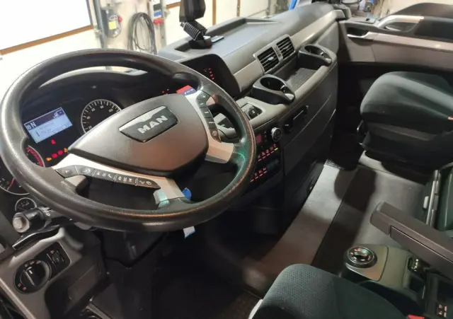 MAN TGX 18.480 STANDARD XXL E6 Bogato Wyposażony UNIKAT STAN !!! 