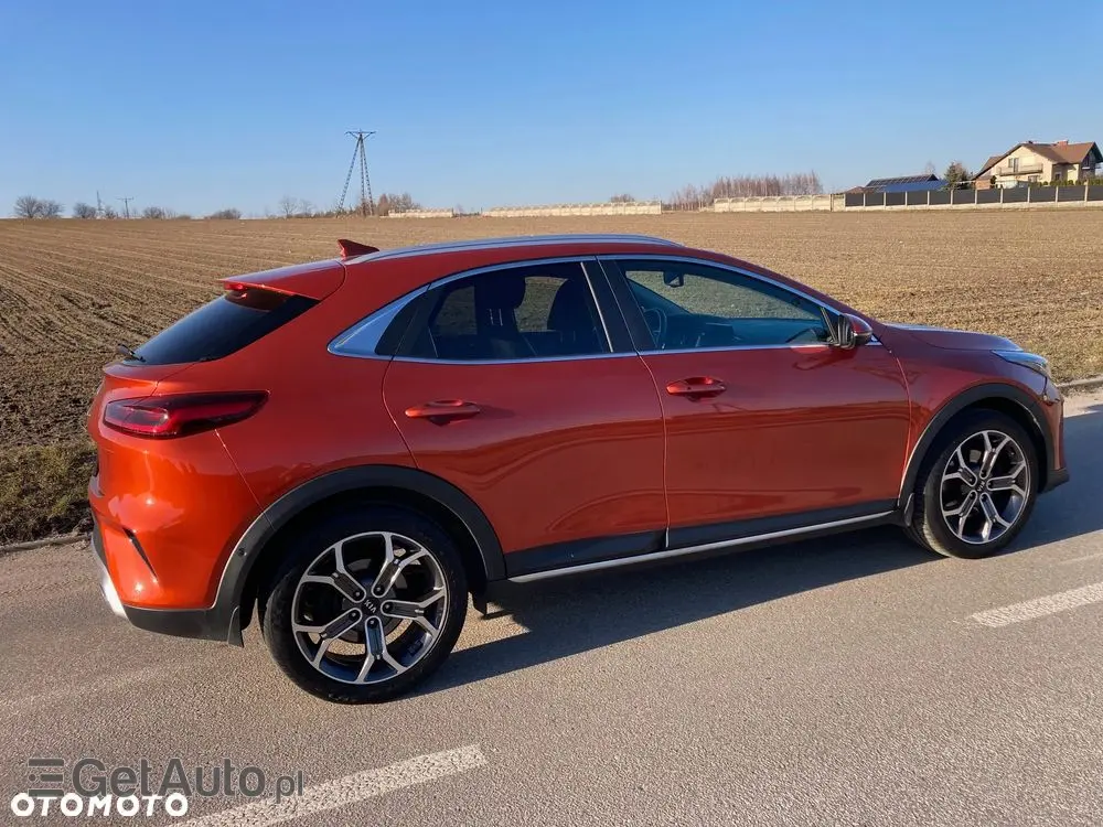 KIA XCeed 1.5 T-GDI Business Line DCT