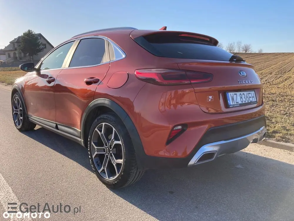 KIA XCeed 1.5 T-GDI Business Line DCT