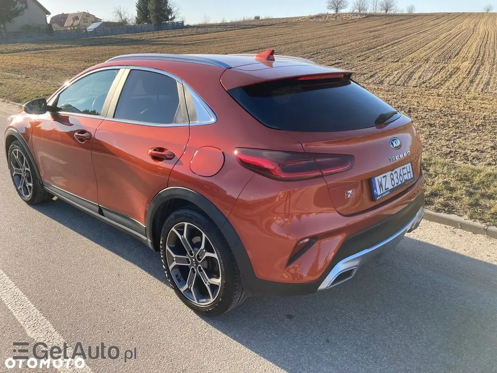 KIA XCeed 1.5 T-GDI Business Line DCT