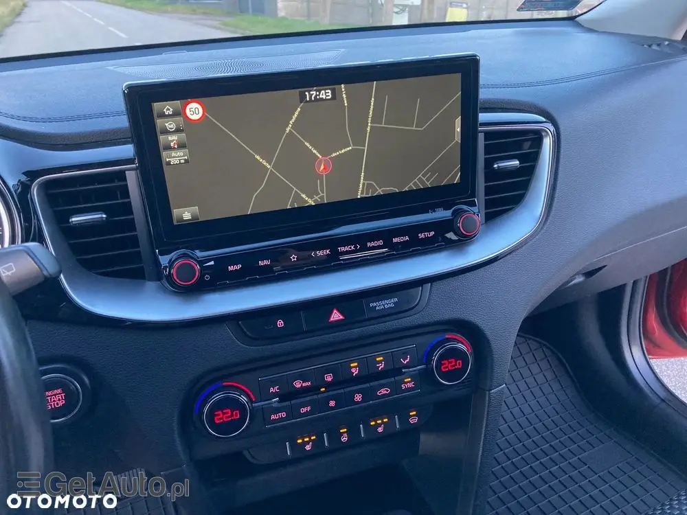 KIA XCeed 1.5 T-GDI Business Line DCT