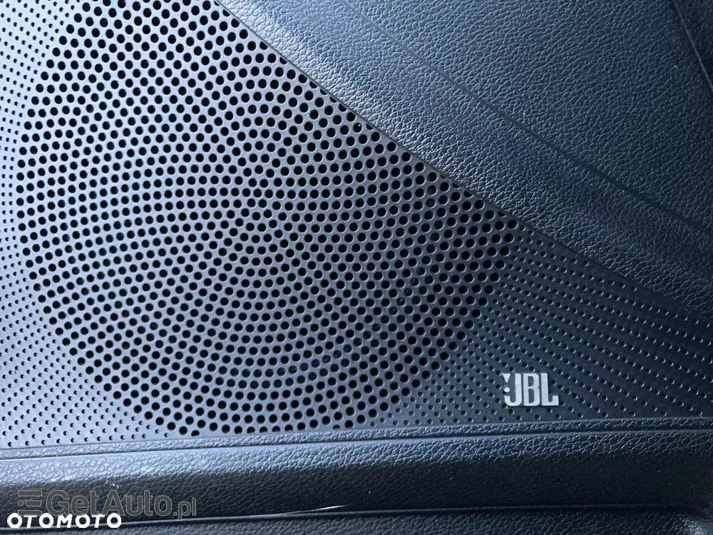 KIA XCeed 1.5 T-GDI Business Line DCT