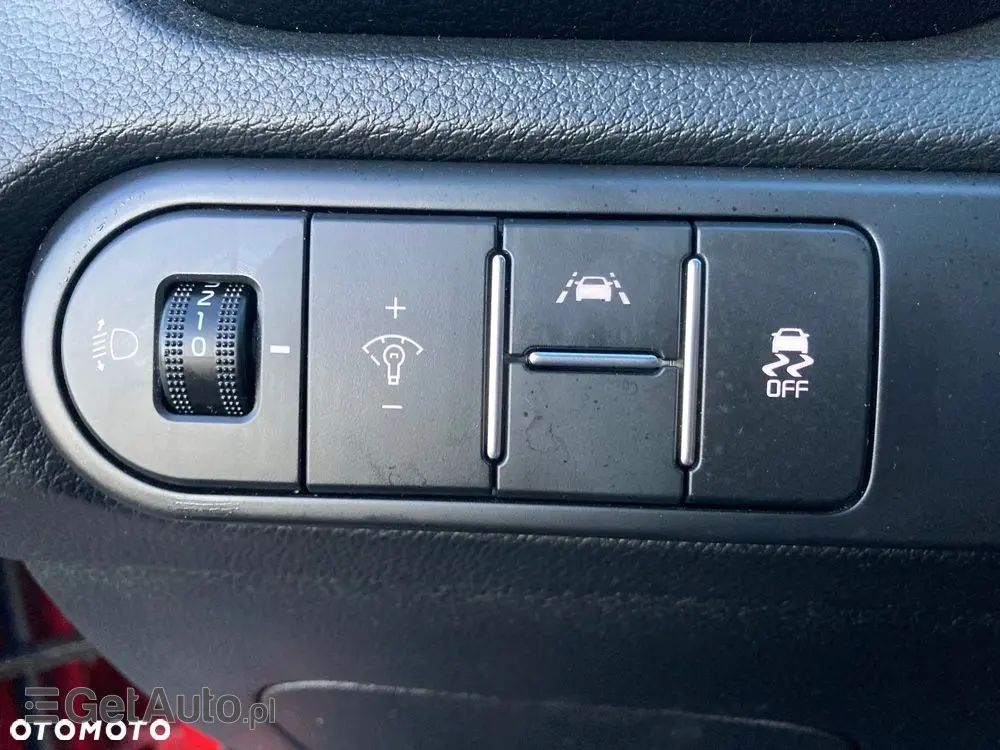 KIA XCeed 1.5 T-GDI Business Line DCT