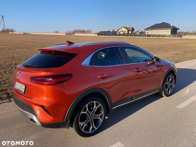 KIA XCeed 1.5 T-GDI Business Line DCT