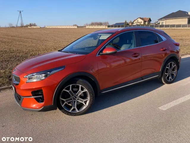 KIA XCeed 1.5 T-GDI Business Line DCT