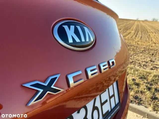 KIA XCeed 1.5 T-GDI Business Line DCT