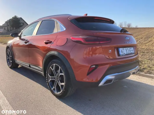 KIA XCeed 1.5 T-GDI Business Line DCT