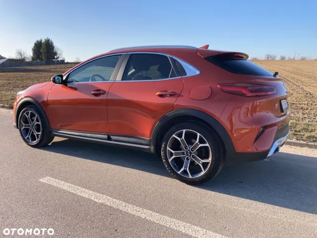 KIA XCeed 1.5 T-GDI Business Line DCT