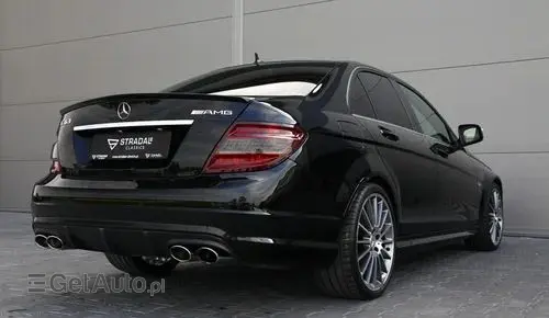 MERCEDES-BENZ Klasa C 63 AMG Performance