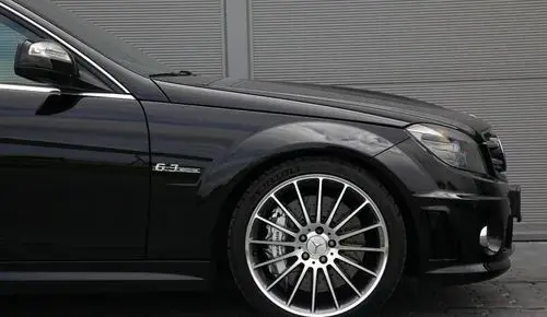 MERCEDES-BENZ Klasa C 63 AMG Performance