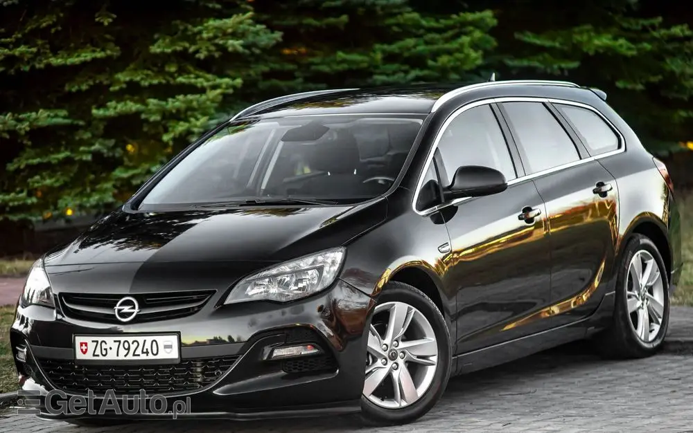 OPEL Astra 1.4 Turbo Edition Sport