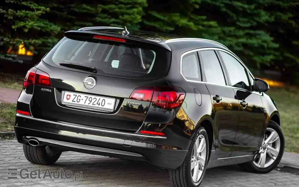 OPEL Astra 1.4 Turbo Edition Sport