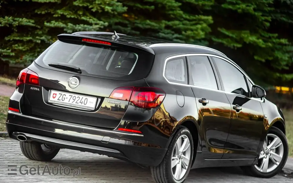 OPEL Astra 1.4 Turbo Edition Sport