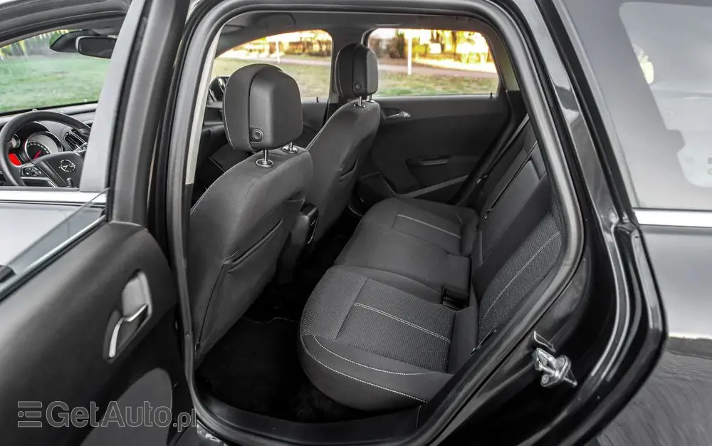 OPEL Astra 1.4 Turbo Edition Sport