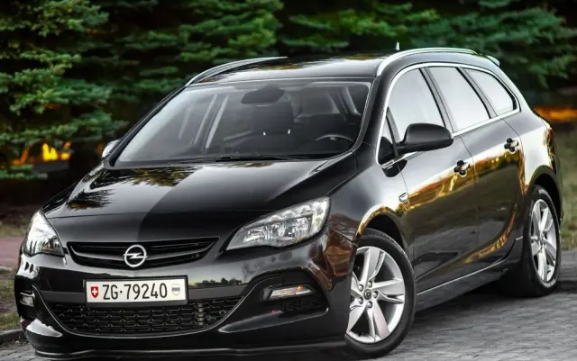 OPEL Astra 1.4 Turbo Edition Sport
