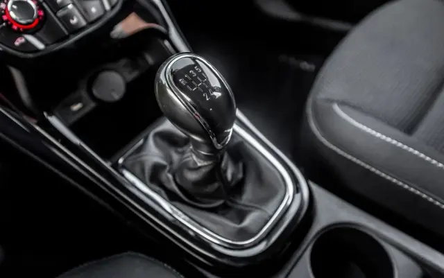 OPEL Astra 1.4 Turbo Edition Sport