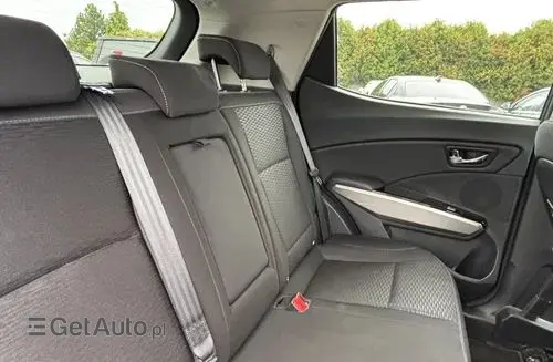 SSANGYONG/KGM Tivoli 