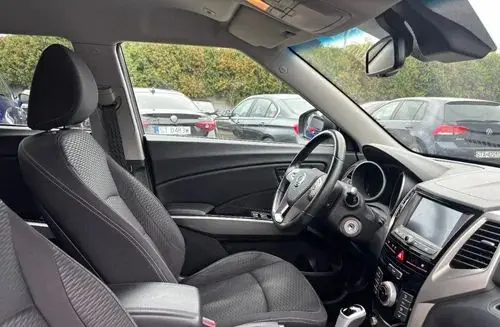 SSANGYONG/KGM Tivoli 